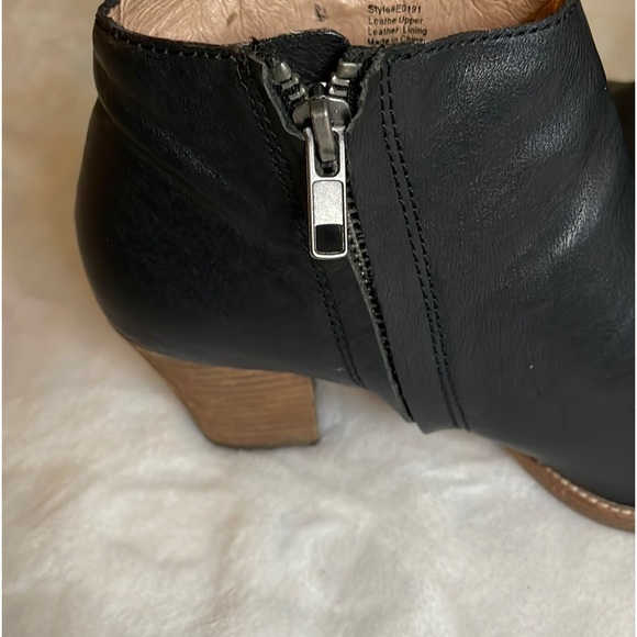 Madewell Black Leather Billie Ankle Boots Size 6.5 - Picture 5 of 8